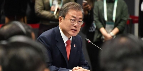 문 대통령 지지도 53.7％, 7주 연속 하락