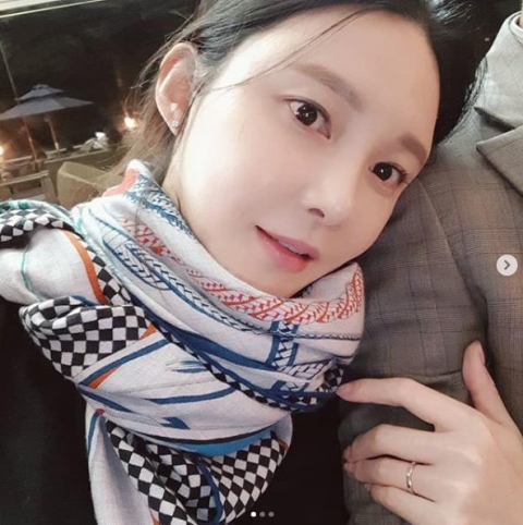 차예련 측 “15년 동안 얼굴 못 본 아버지 빚 10억 갚아”