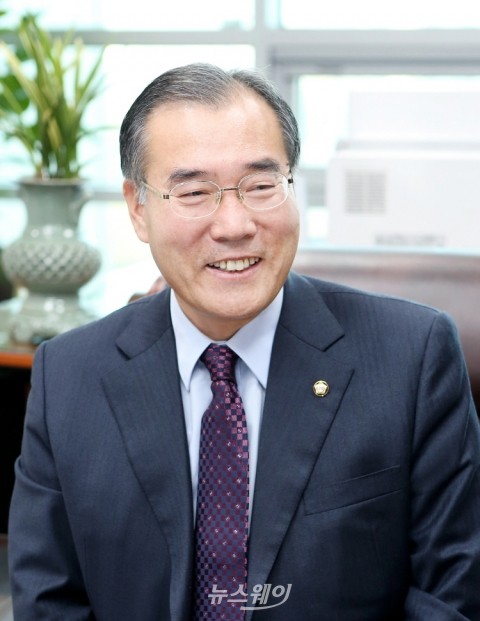 이개호 의원, 농업지역 예산 ‘두마리 토끼 잡기’ 고군분투