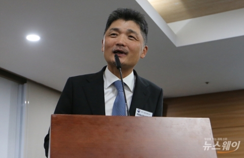 바로투자 안고 ‘증권업 입성’ 노린 카카오, 문턱 못 넘나