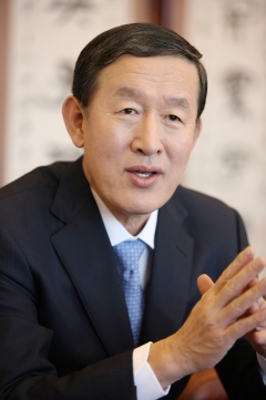 허창수 전 ㈜GS 회장, 작년 35억2000만원