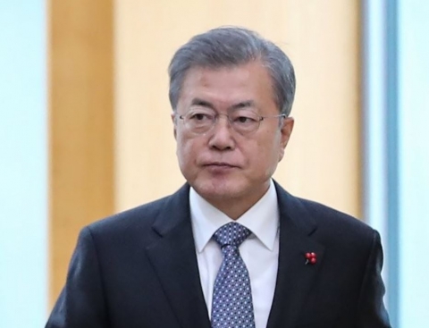 문 대통령 “새해 당정청 간 협의 활발해져야”