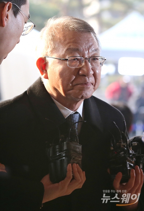 양승태 구속여부, 25년 후배 명재권 부장판사가 심사