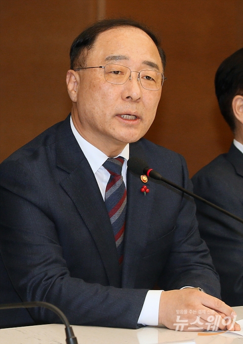 홍남기 “예타면제 2029년까지 추진···연평균 1조9000억 소요”