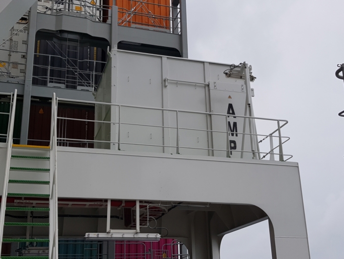 현대상선 선박에 설치된 ‘육상전원 공급장치(AMP)’. 사진=현대상선 제공