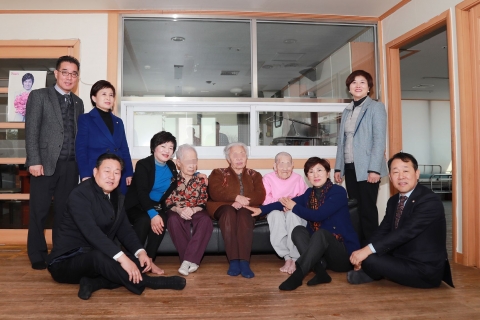 의왕시의회, 설 명절 앞두고 관내 소외계층 위문