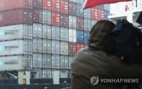 ‘국제적 망신’ 필리핀 불법 수출 폐기물 국내로···평택항 임시 보관