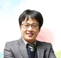 LG, 故 윤한덕 센터장에게 ‘LG 의인상’ 수여···유가족엔 위로금 1억원 전달