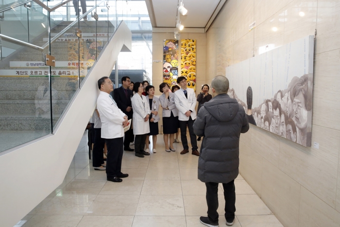 전남대병원, 서양화가 이조흠 초대전 개최 기사의 사진