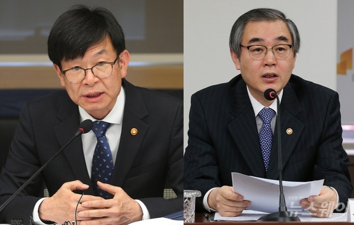 (왼쪽부터)김상조 공정거래위원장. 정재찬 전 위원장.