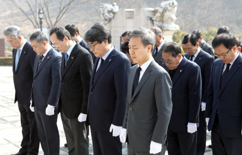 전주시, 제100주년 3.1절 기념 전북지역독립운동추념탑 참배