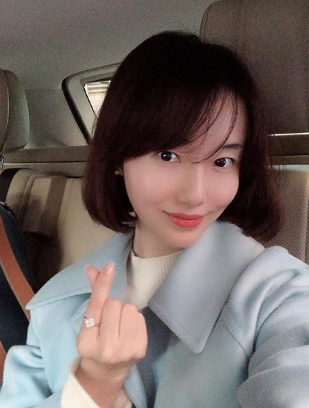이정현, 오는 4월 결혼···예비신랑 3살 연하 정형외과 전문의