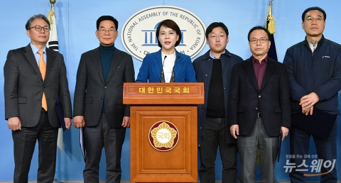 출퇴근 자가용 카풀 전격 허용···‘오전 7~9시’·‘오후 6~8시’