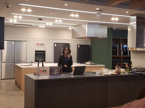 “미세먼지 시대 필수”···삼성전자, 2019년형 인덕션 출시