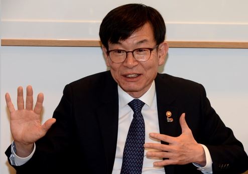 김상조 공정위원장 “재벌개혁 정책기조 변함 없다”