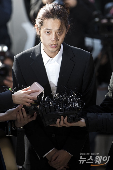 정준영·최종훈, 항소심 선고 12일로 연기