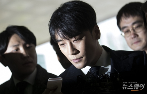 경찰, 승리 횡령의혹 관련 전원산업·유리홀딩스 압수수색