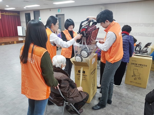 홀트대구종합사회복지관, ‘세상든든’ 온정 더하기 행사 가져 기사의 사진