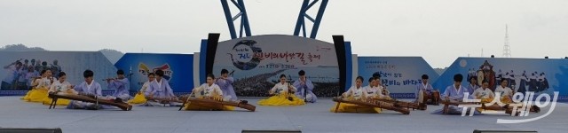 진도 신비의 바닷길 축제 개막 ‘성황’