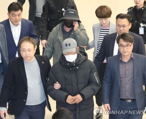 마이크로닷父 “빚 문제 해결하려 귀국”···구속여부 곧 결정
