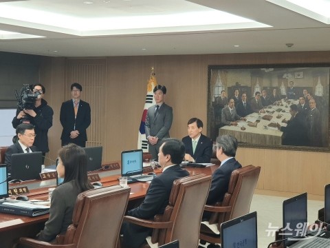 금통위, 금융안정 평가 분분···“안정세 회복” vs “우려 여전”