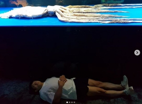 기안84, ‘대왕오징어’와 함께 근황 공개···이시언 “영혼이 빠져나간 줄”