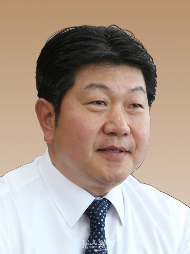 인치견 천안시의회 의장