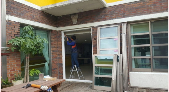 평택시노인요양원 사랑의 리모델링 모습.