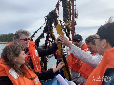 18개국 60여 명 해조류 전문가....완도군 해조류 양식 ‘감탄’