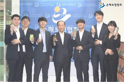 김용덕 손보협회장, ‘플라스틱 프리 챌린지’ 윤석헌 금감원장 추천