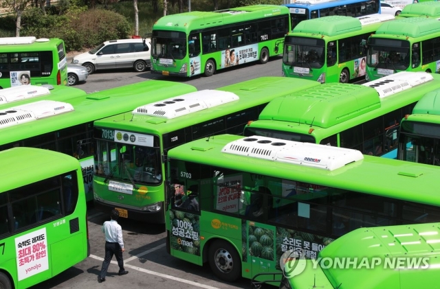 전국 9개 지역 버스노조 파업 가결···96.6% 찬성