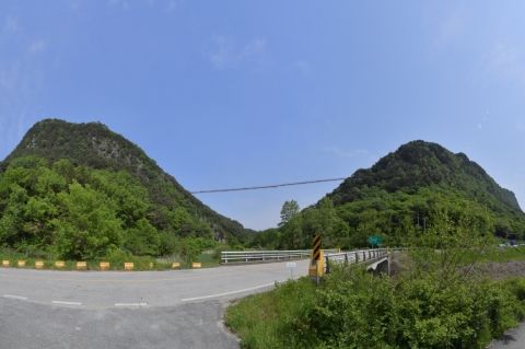 국내 최장 순창 채계산 출렁다리 위용 드러내
