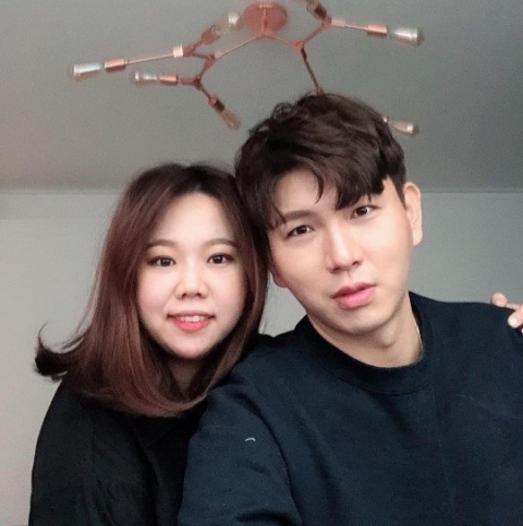 홍현희 부친상·제이쓴 장인상···“슬픔 속 조문객 맞이해, 22일 발인”