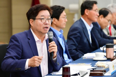 염태영 수원시장 “시민대토론회 열어 버스 문제 근본대책 찾아야”