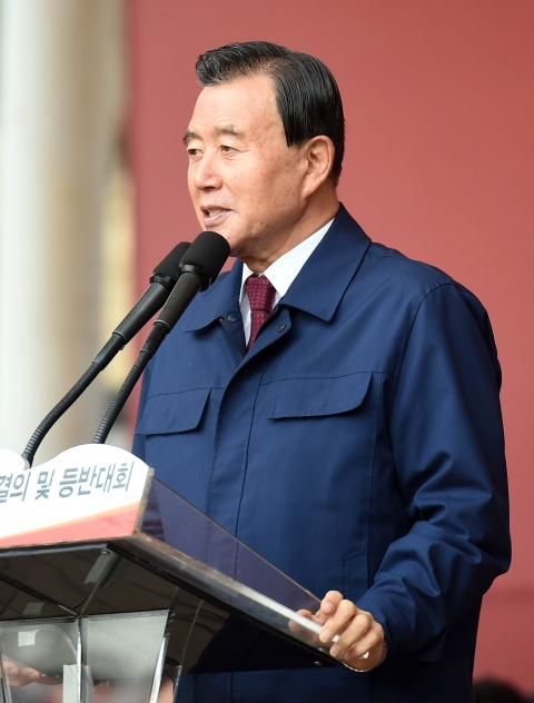 홍문표 “박순자 사퇴거부, 거짓왜곡···당과 당원 능멸”