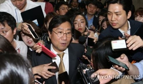양정철 “서훈과 정치·선거얘기 안해···허황된 프레임”