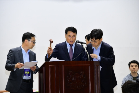 현대重 물적분할 의결···한국조선해양 대표에 권오갑(종합)