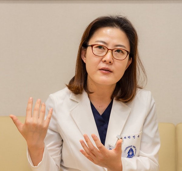 치과의사를 교육하는 치과병원, 대구가톨릭대학교병원 치과를 가다 기사의 사진