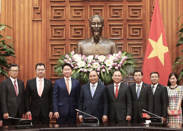 최태원 회장, 베트남서 전략적 파트너십 강화