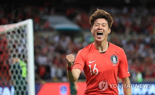 ‘황의조 결승골’ 한국 축구대표팀, 호주에 1-0 승리