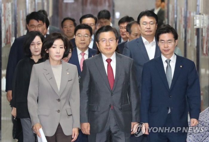 자유한국당 지도부. 사진=연합뉴스 제공