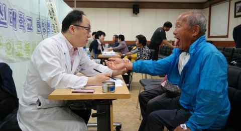 전남농협, 고흥 녹동으로 건강지킴이 행복버스 출발