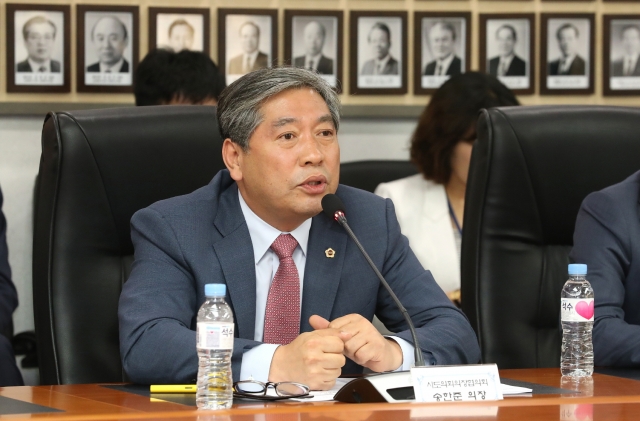 송한준 경기도의회 의장, 道의회 직원과 ‘극일정신’ 필요성 논의