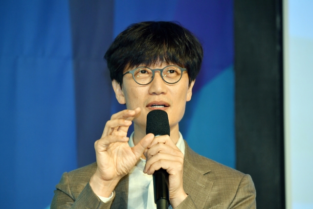 韓-日 AI 연합군 사령탑에 이해진 네이버 창업자