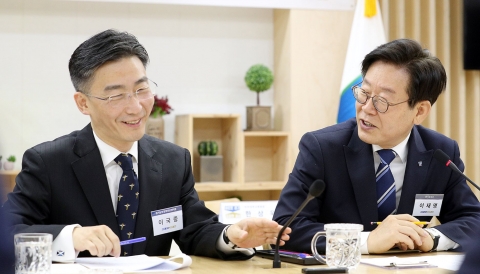 이재명 “닥터헬기 비상착륙 책임질 것”···이국종 “새로운 패러다임 제시”