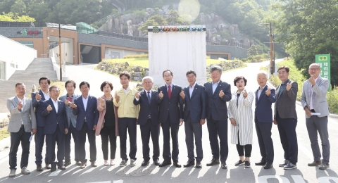 송하진 도지사, 자연휴양림과 농공단지 생산현장 방문
