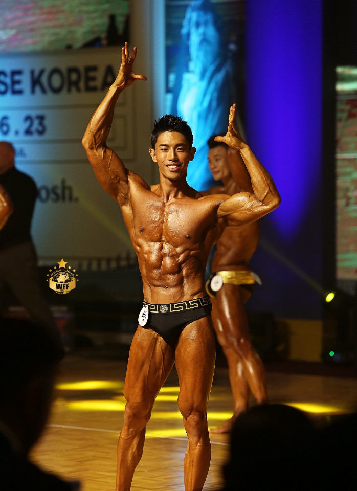 부안 출신 김수빈 선수,  세계피트니스연맹 월드챔피언 등극 기사의 사진