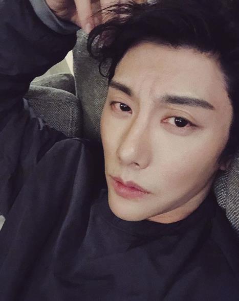 박효신, 4억원대 사기 혐의로 피소···소속사 “사실 관계 확인 중”