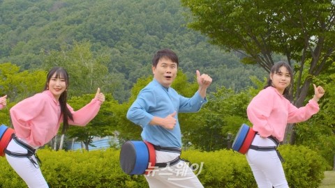 농작업용 쪼그리, 개그맨 강성범과 손잡고 대외 홍보나서