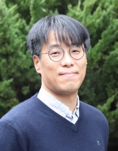 김정무 교수